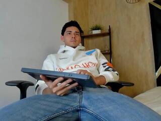 Angell Noir webcam model stream image