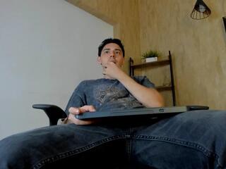 Angell Noir webcam model stream image