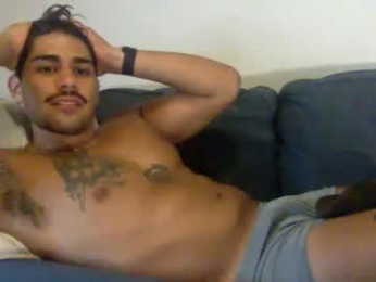 suaveces webcam model stream image