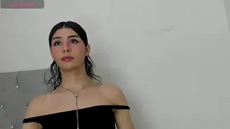 alice_oceans webcam model stream image
