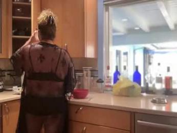 tastycupcake69 webcam model stream image