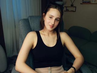 Antonia Darby webcam model stream image