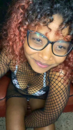 naya_love webcam cam4 model stream image