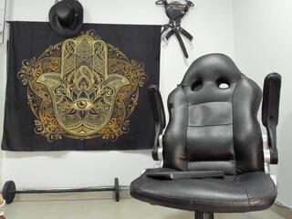 Logan Whitters webcam model stream image