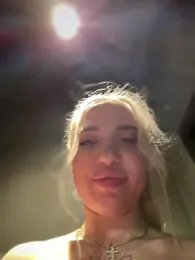 pinkstar_ webcam model stream image