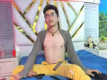 andyuoswald webcam model stream image