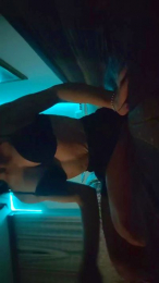 BennyHot90 webcam model stream image