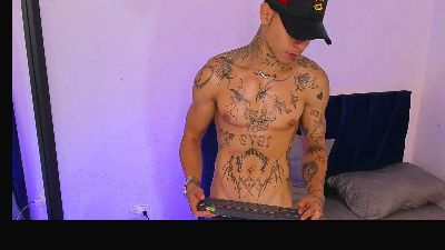 john_mystic1 webcam model stream image
