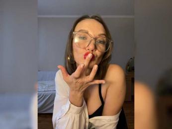 Monro webcam model stream image