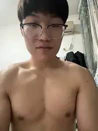 Ycen_ webcam model stream image