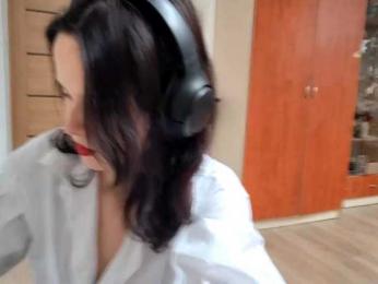 DelfinaStrauss webcam model stream image