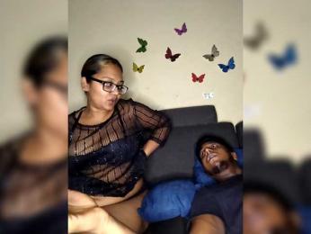 Onecutecouple webcam bongacams model stream image