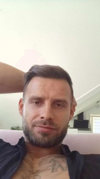 Mikeeeel webcam model stream image
