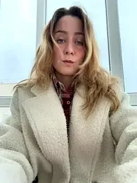 Puzdosia webcam model stream image