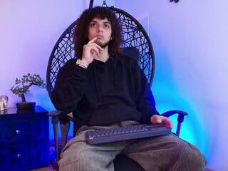 Thomas Skinny webcam flirt4free model stream image