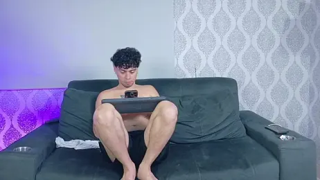 Twinfire_zeus webcam model stream image