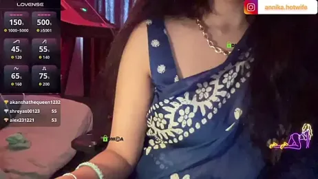 CharmingTania webcam model stream image