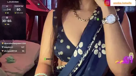 CharmingTania webcam model stream image