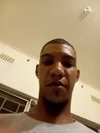 Donell221 webcam model stream image