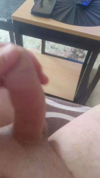 Adri_x94 webcam model stream image