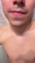 yourlatinbottom webcam model stream image