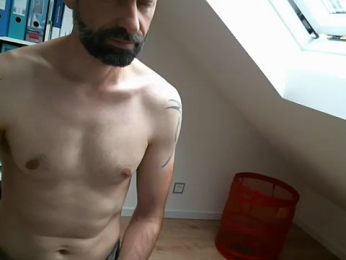 Daniel_8011 webcam model stream image