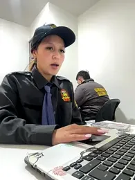 Emily-7_ webcam model stream image