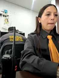 Emily-7_ webcam model stream image