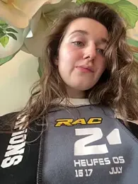 UnaMiuMiu webcam model stream image