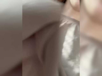 AlicaShine webcam bongacams model stream image