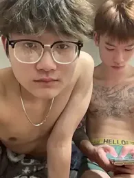 KK-cuteboy webcam model stream image