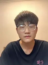 KK-cuteboy webcam model stream image