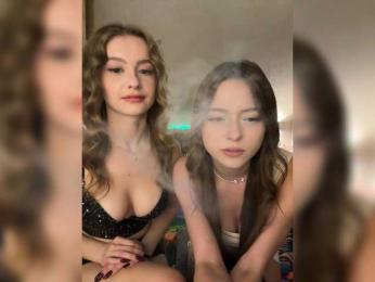 -LoVelOve- webcam model stream image