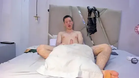 HunterHeat_ webcam model stream image