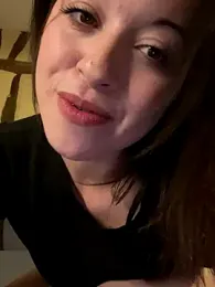 Toto-pika webcam model stream image