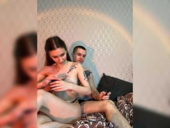 AAOneLove webcam model stream image