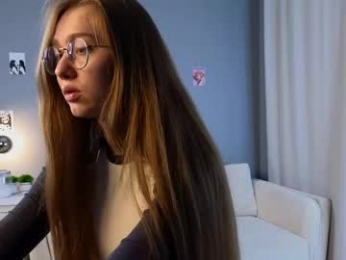 eadlincarnley webcam model stream image