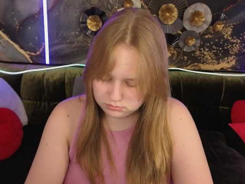CrystallPaws webcam model stream image