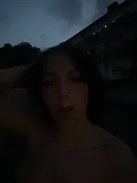 maj0lie webcam model stream image