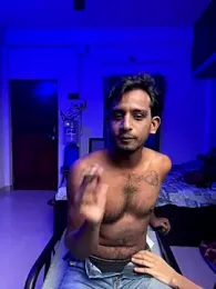 0mniscient webcam model stream image