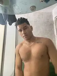 evan_hardy webcam stripchat model stream image