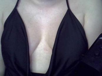 Anitaa webcam model stream image