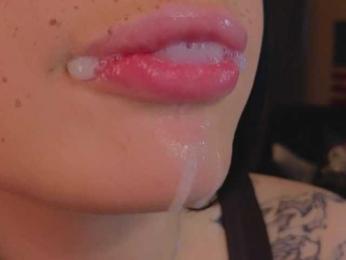 LisaaLiss webcam model stream image