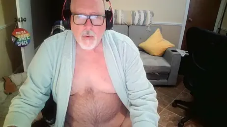 superbearboss webcam model stream image