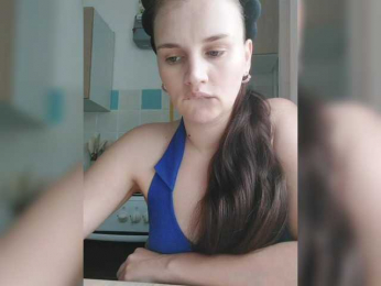 Caroline_Kisulya webcam model stream image