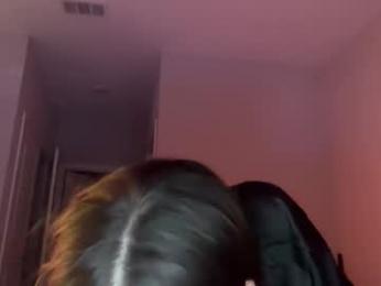 fellowyellow420 webcam model stream image