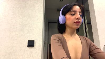SiriLipsKiss webcam model stream image