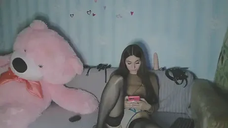 DreamKarina webcam model stream image