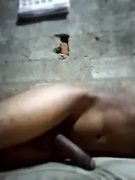 GoldenPastry20 webcam model stream image