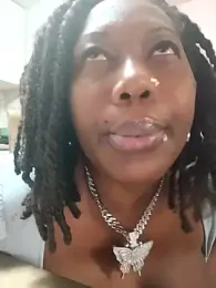 Cherishcherrysha webcam model stream image